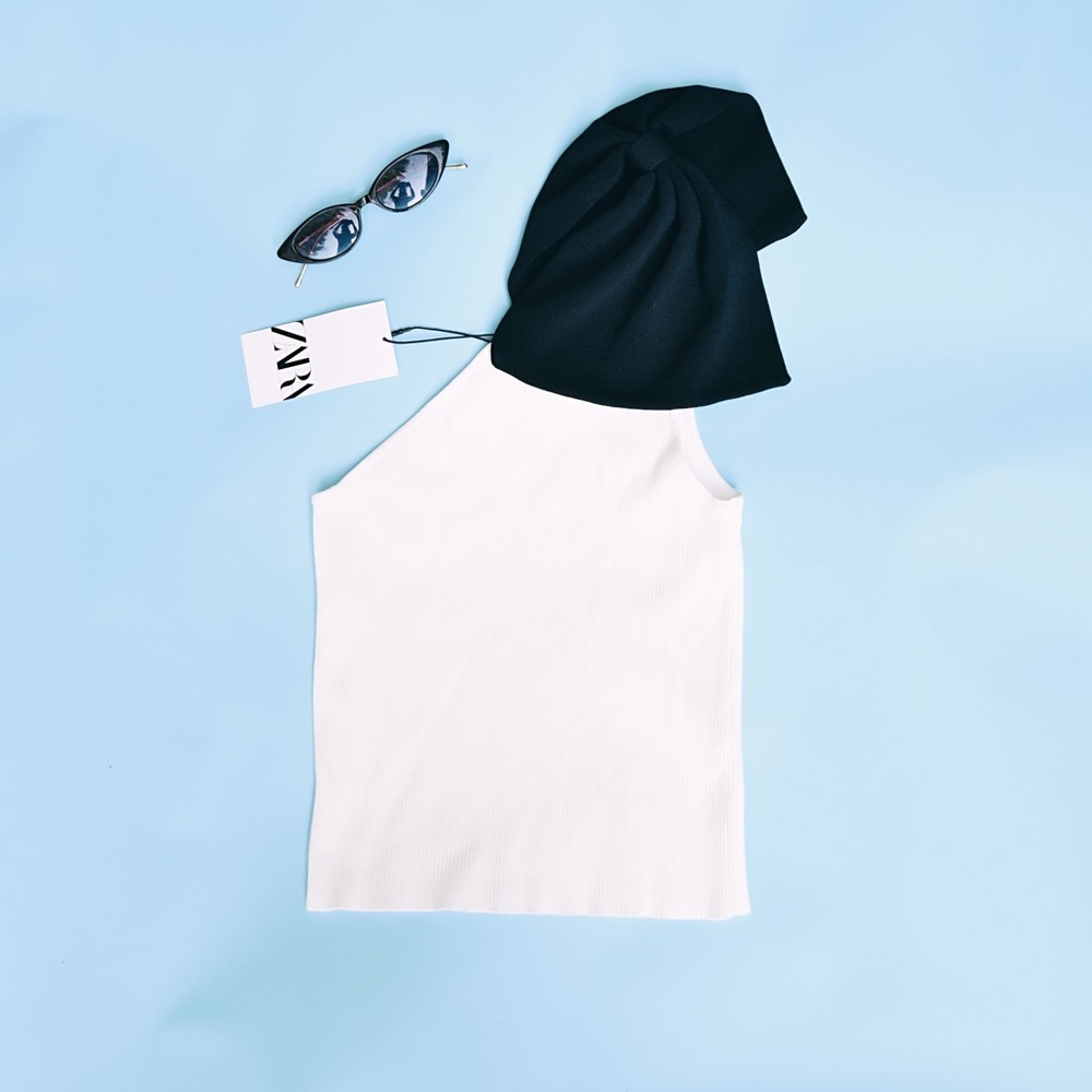 ZARA one sleeve bow top